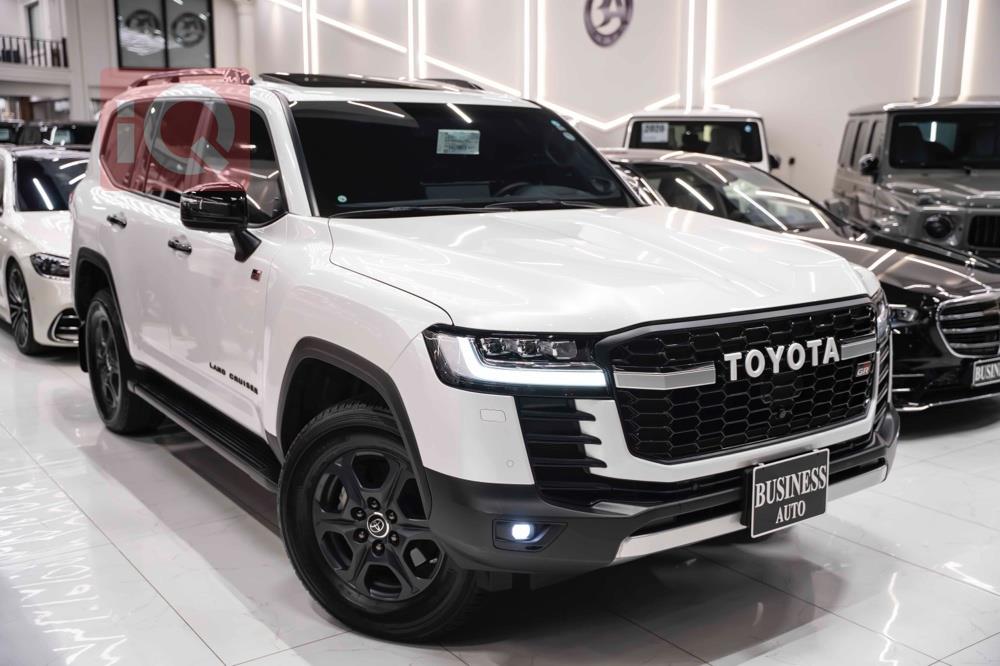 تويوتا لاندكروزر